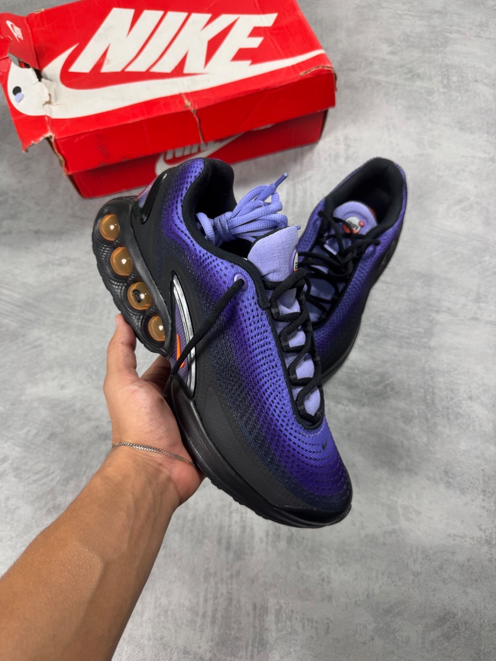 Nike Air Max DN SE Medium Violet Voltage Purple Black Total Orange