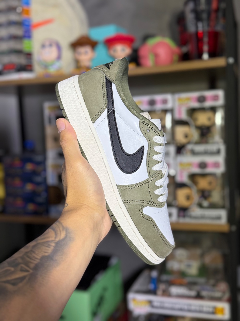 Air Jordan 1 Low OG Medium Olive — 36, Novo