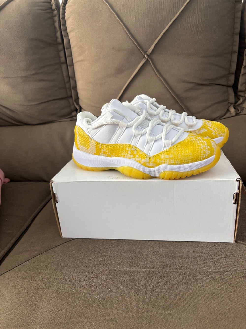 Air Jordan 11 Low Yellow Snakeskin