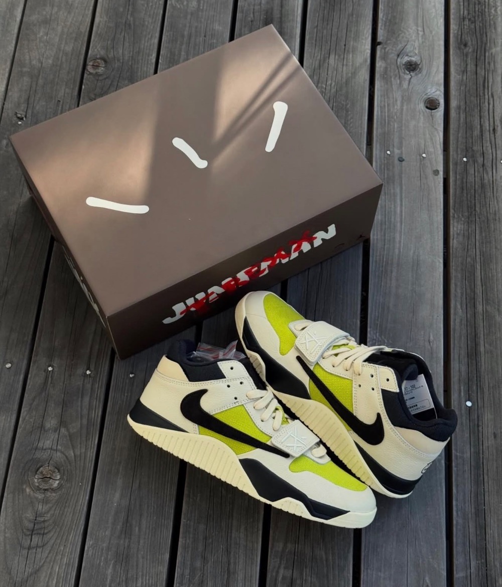 Travis Scott x Jordan Jumpman Jack TR Bright Cactus