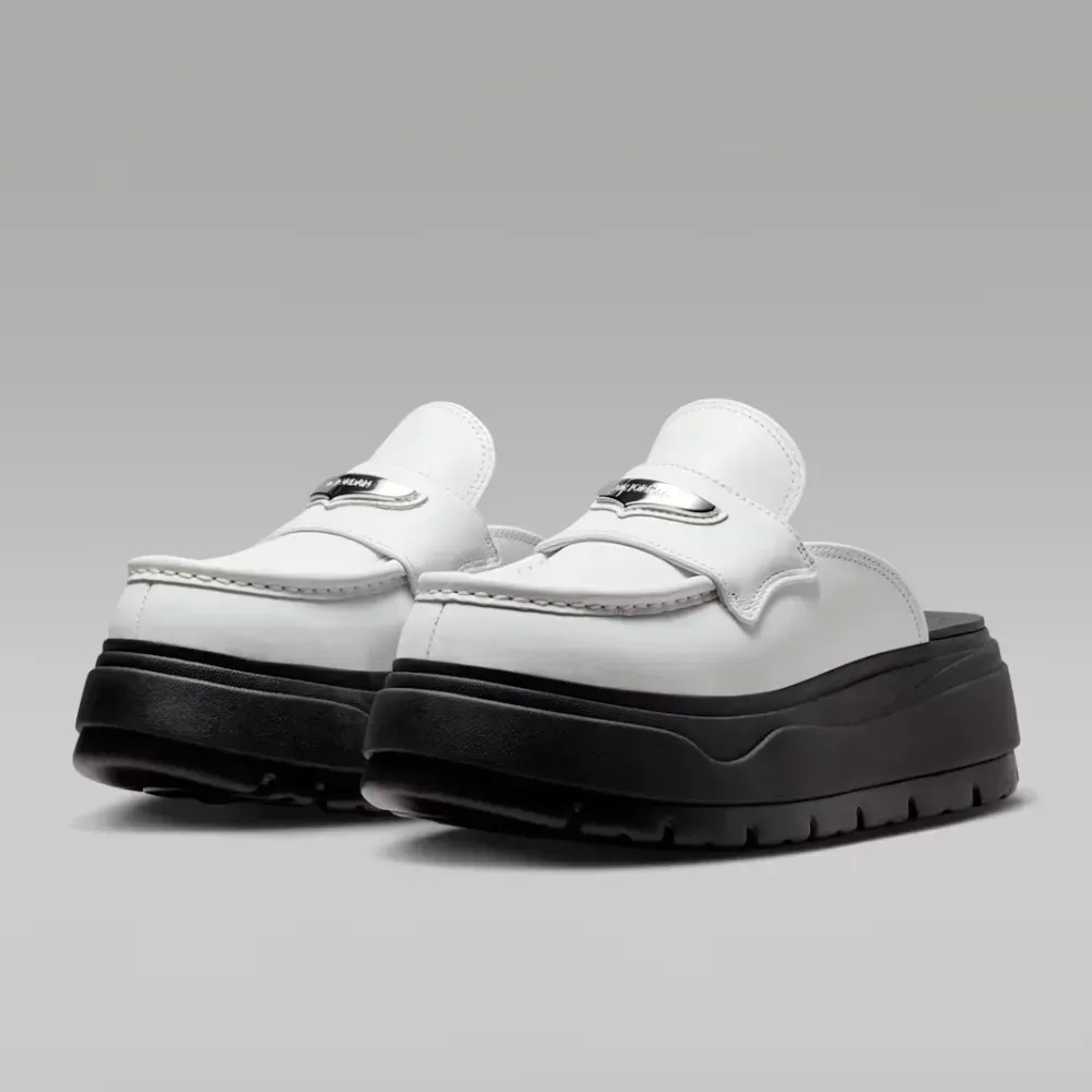 Air Jordan Mule Summit White Black — 34 / 35 / 36 / 37.5 / 39 / 40 / 41 / 42.5, Novo
