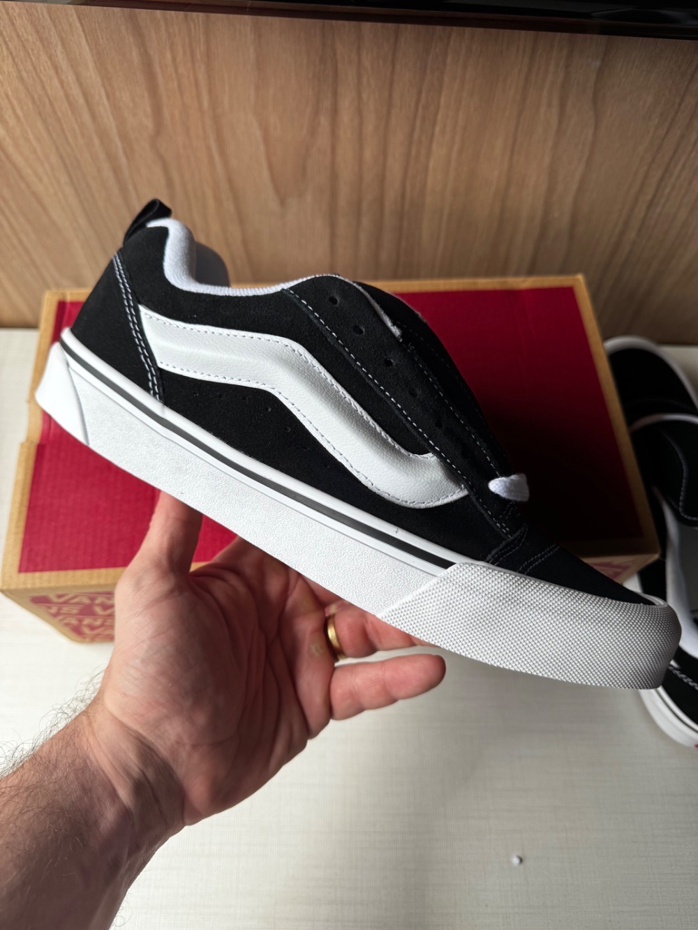 Vans Knu Skool Black True White