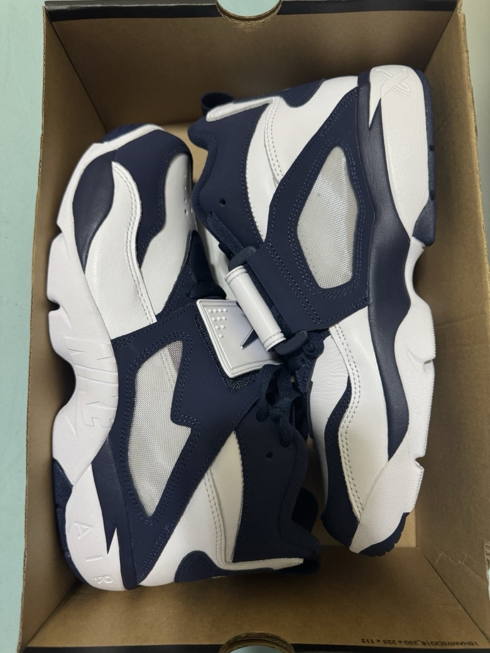 Nike Air Diamond Turf Cowboys — 39 / 39.5 / 40 / 40.5 / 41 / 42 / 42.5 / 43 / 43.5 / 44, Novo