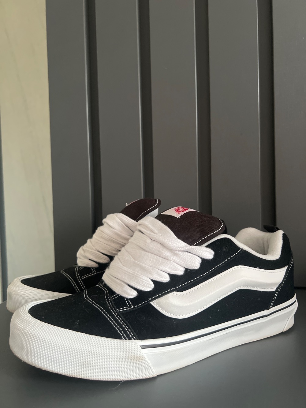 Vans Knu Skool Black True White