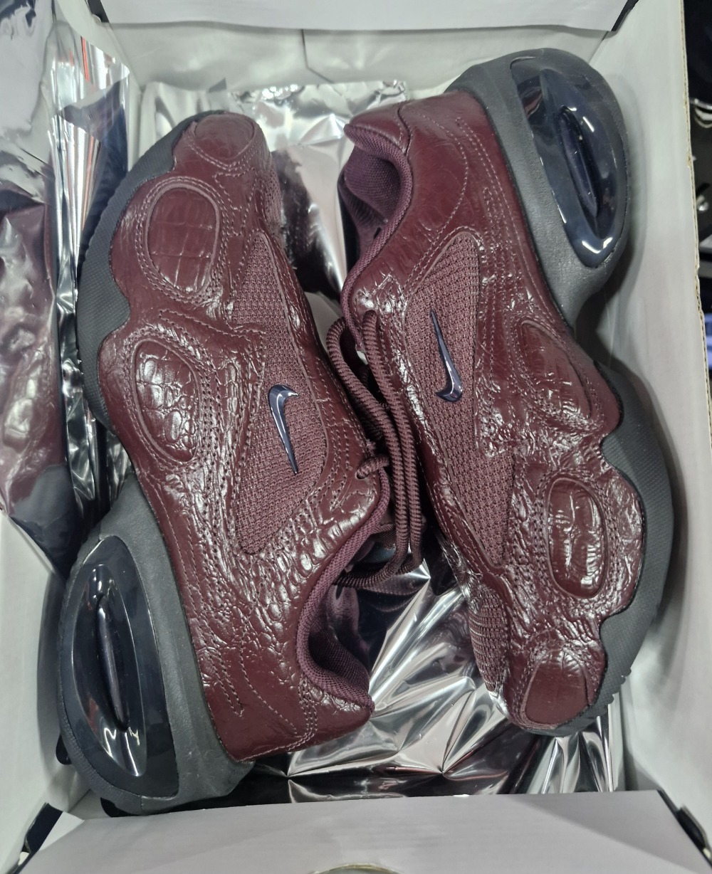Nike Air Max Muse Burgundy Crush
