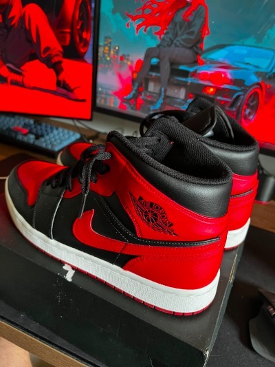 Air Jordan 1 Mid Gym Red Panda - Droper