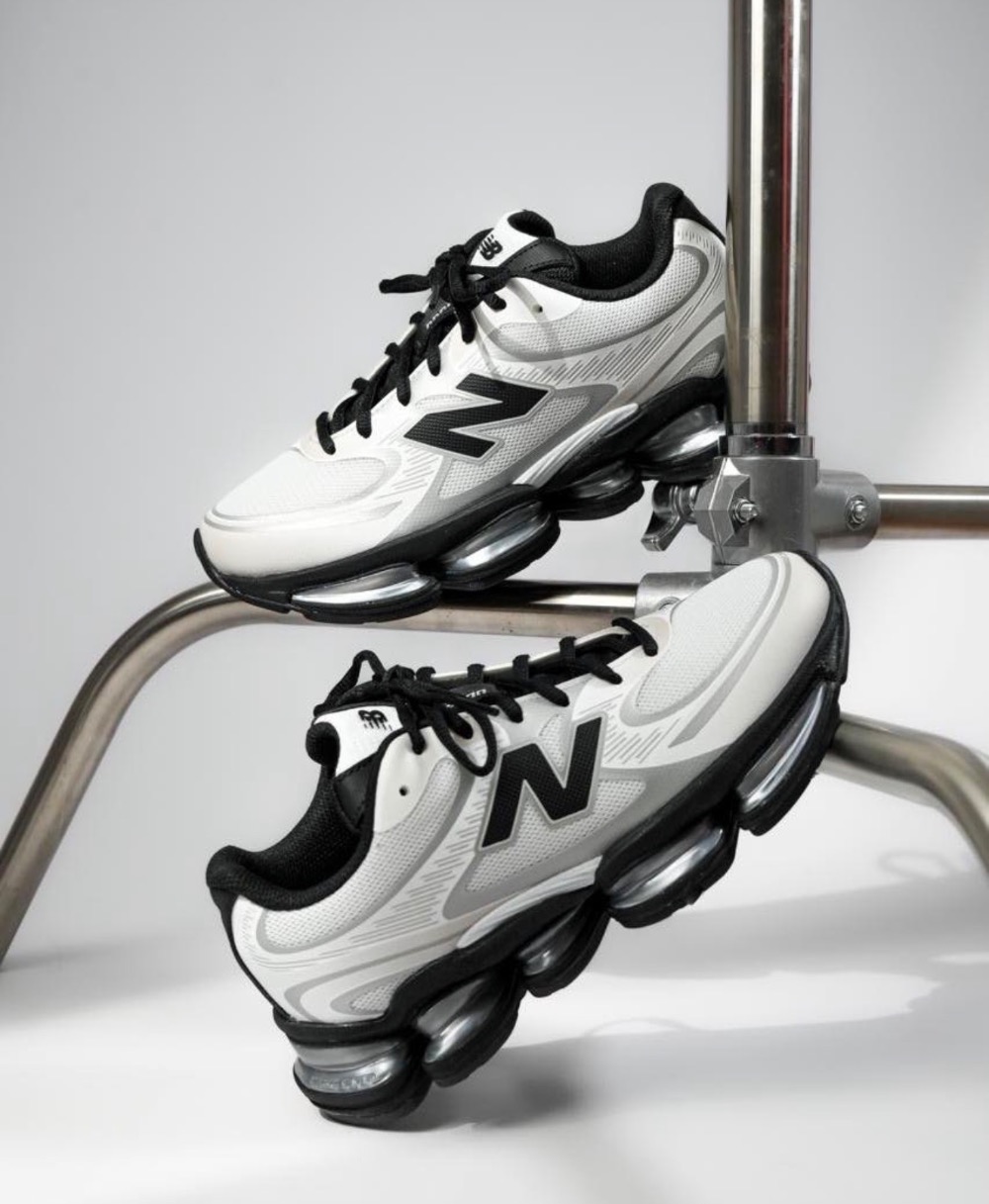 New Balance 2000 Abzorb Black White