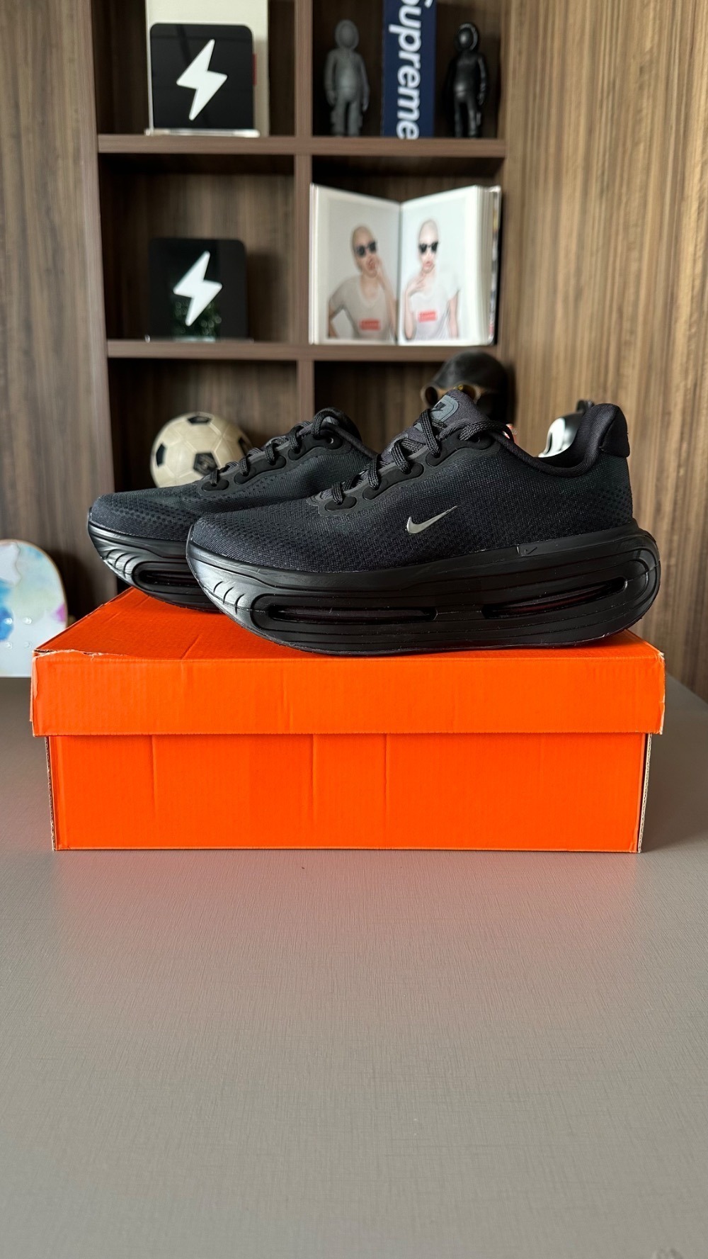 Nike Vomero Premium Black — 44, Novo