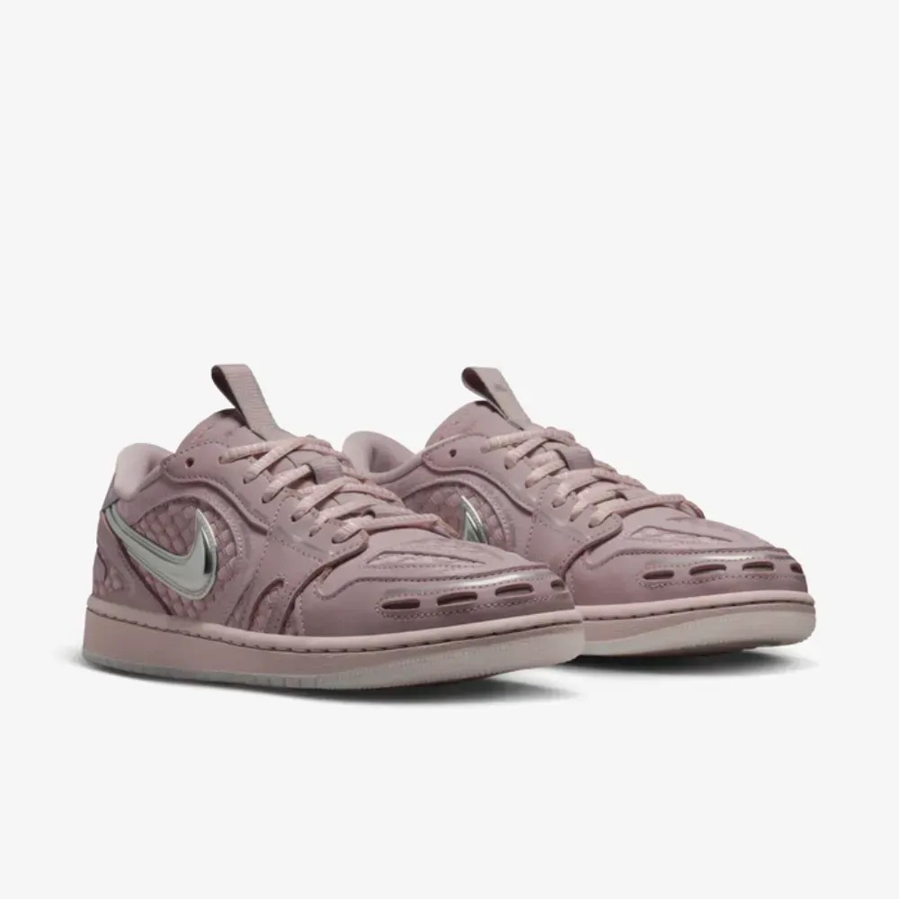 Nike Air Jordan 1 Low Method of Make Particle Rose Feminino — 34 / 35 / 36 / 37 / 37.5 / 38 / 39 / 40 / 40.5 / 41 / 42 / 42.5 / 43, Novo