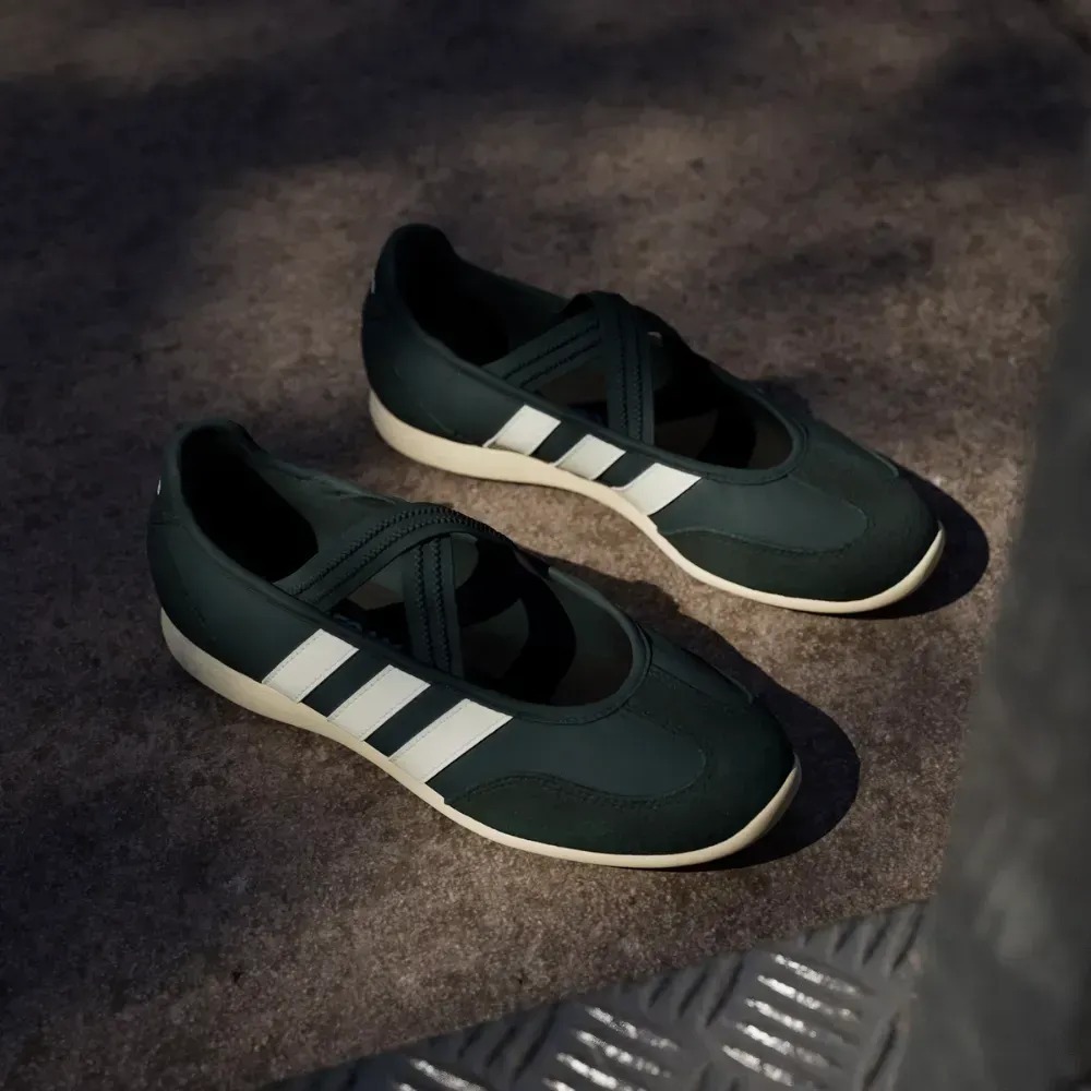 adidas Barreda Mary Jane Aurora Ivy Off White Warm Vanilla — 34 / 35 / 35.5 / 36 / 37 / 37.5 / 38 / 39 / 39.5 / 40 / 40.5 / 42, Novo