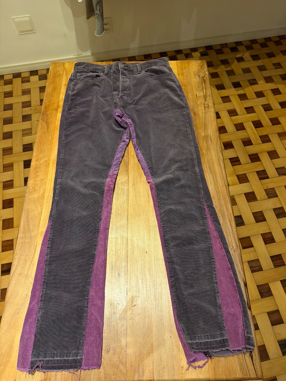 CALÇA MNML FLARE ROXA CORDUROY