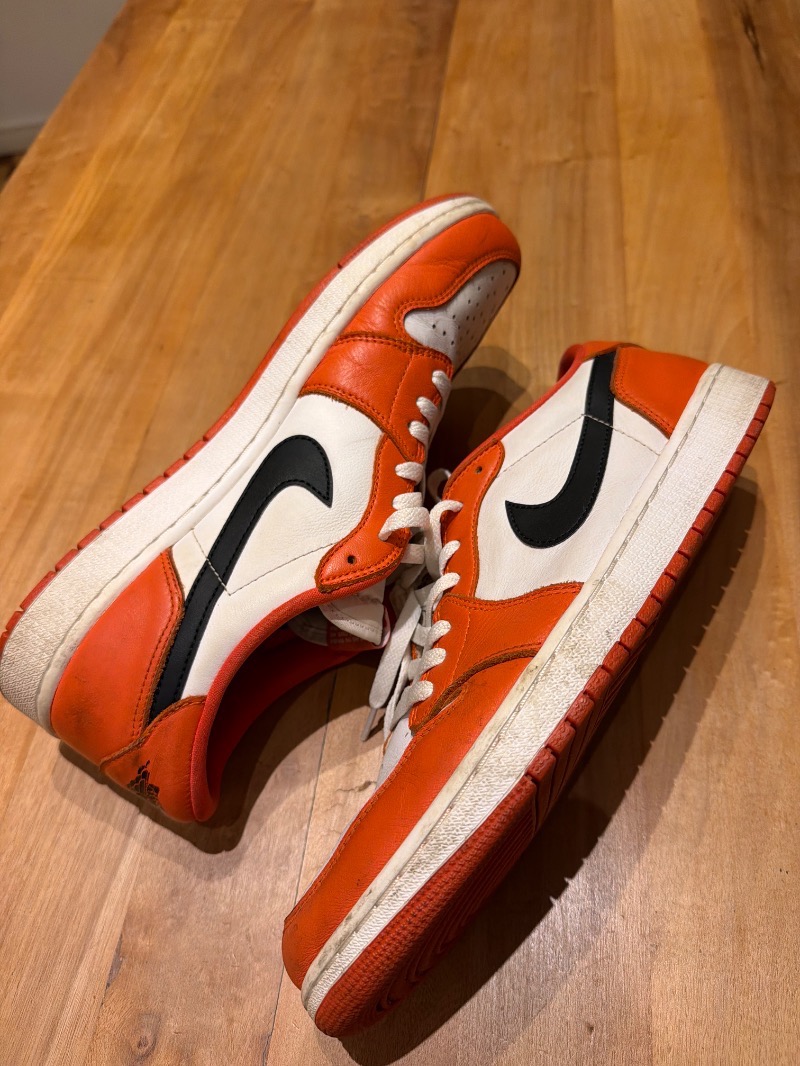 Foto 2 de Air Jordan 1 Low Starfish — 46, Usado