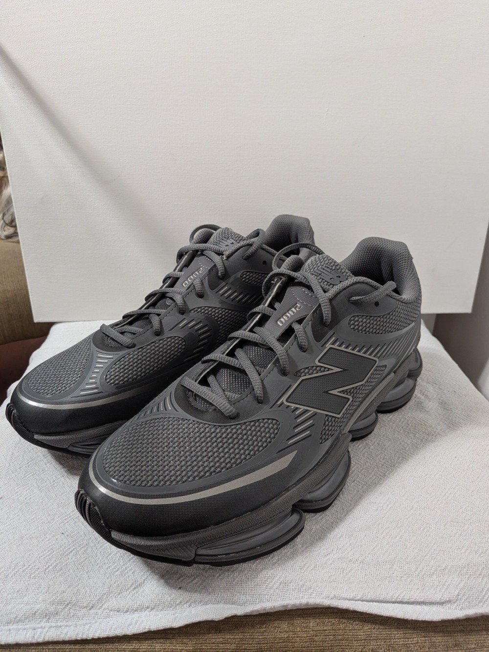 New Balance Abzorb 2000 Grey Days Truffle Salt Castlerock