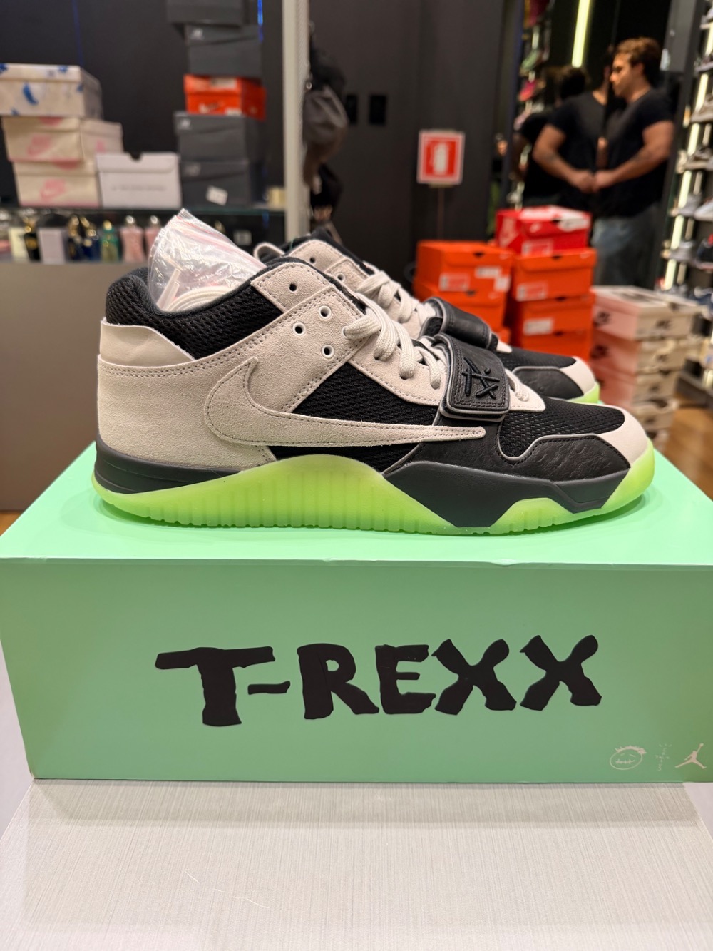 Chase B x Travis Scott x Jordan Jumpman Jack Black Night Silver Anthracite