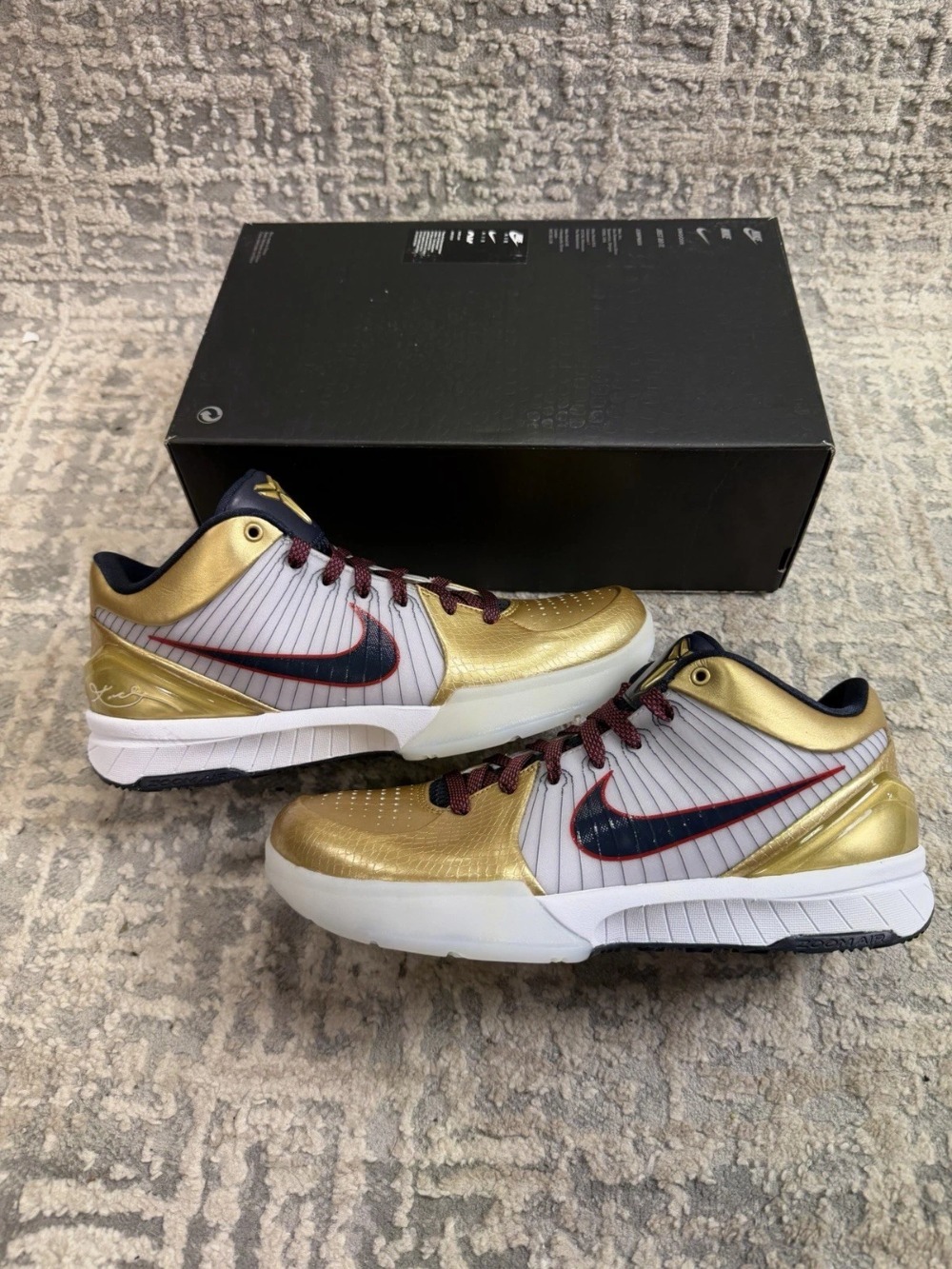 Nike Kobe 4 Protro Gold Medal