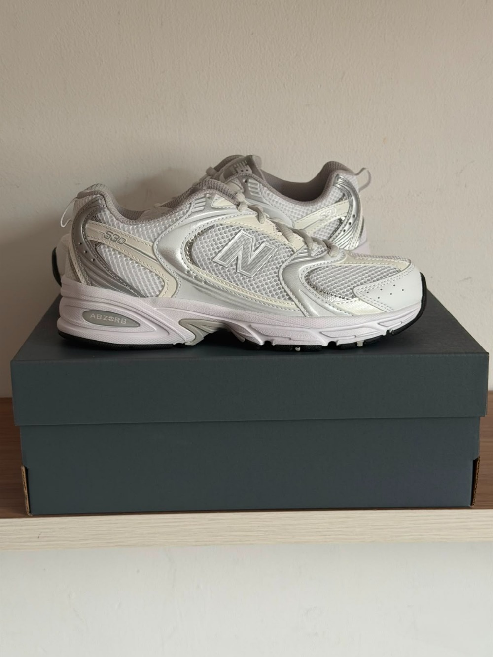 New Balance 530 White Silver Metallic