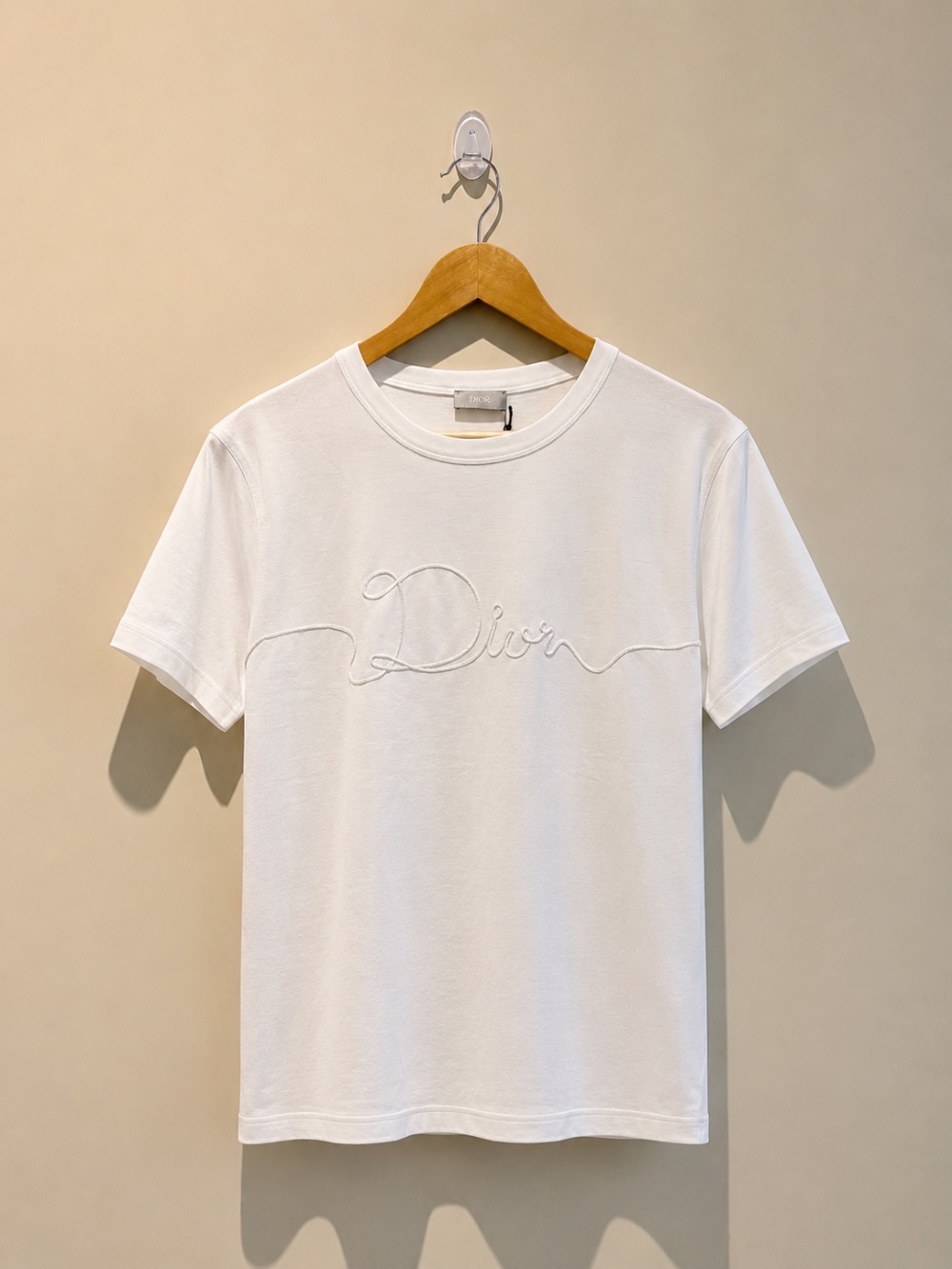 Dior Camiseta Ribbon Bordado Branca