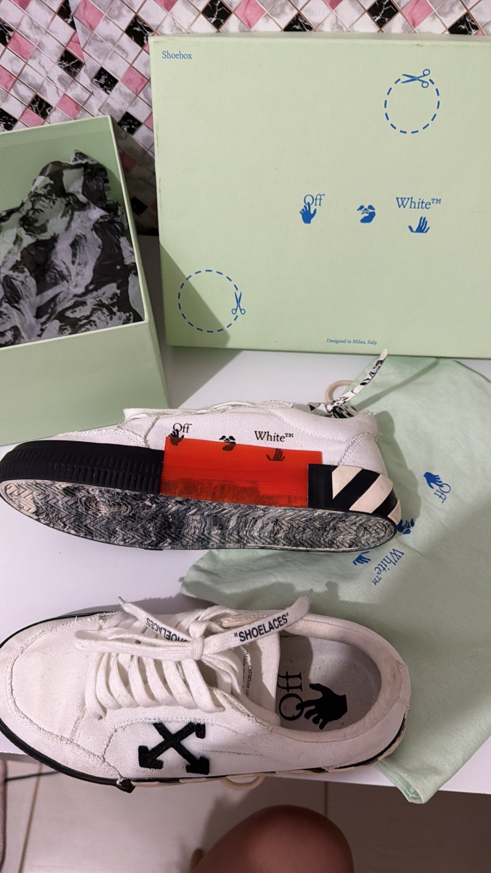 Off-White Vulcanized Low Canvas White Black — 38, Usado