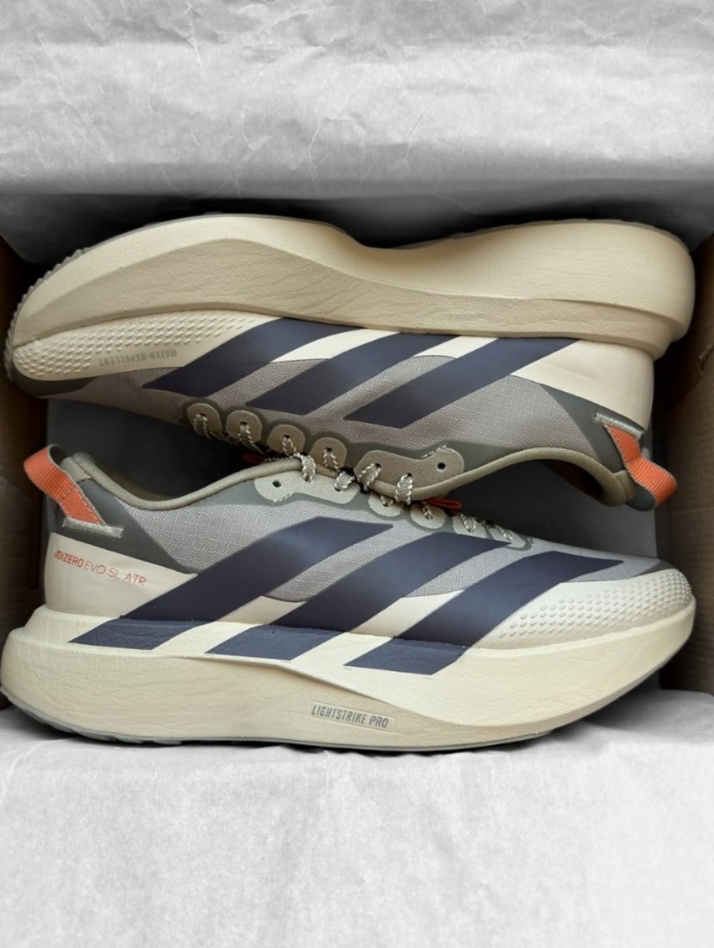 adidas Adizero EVO SL ATR Wonder Cargo Grey Strata Crystal Linen — 35 / 36 / 37 / 38 / 39, Novo
