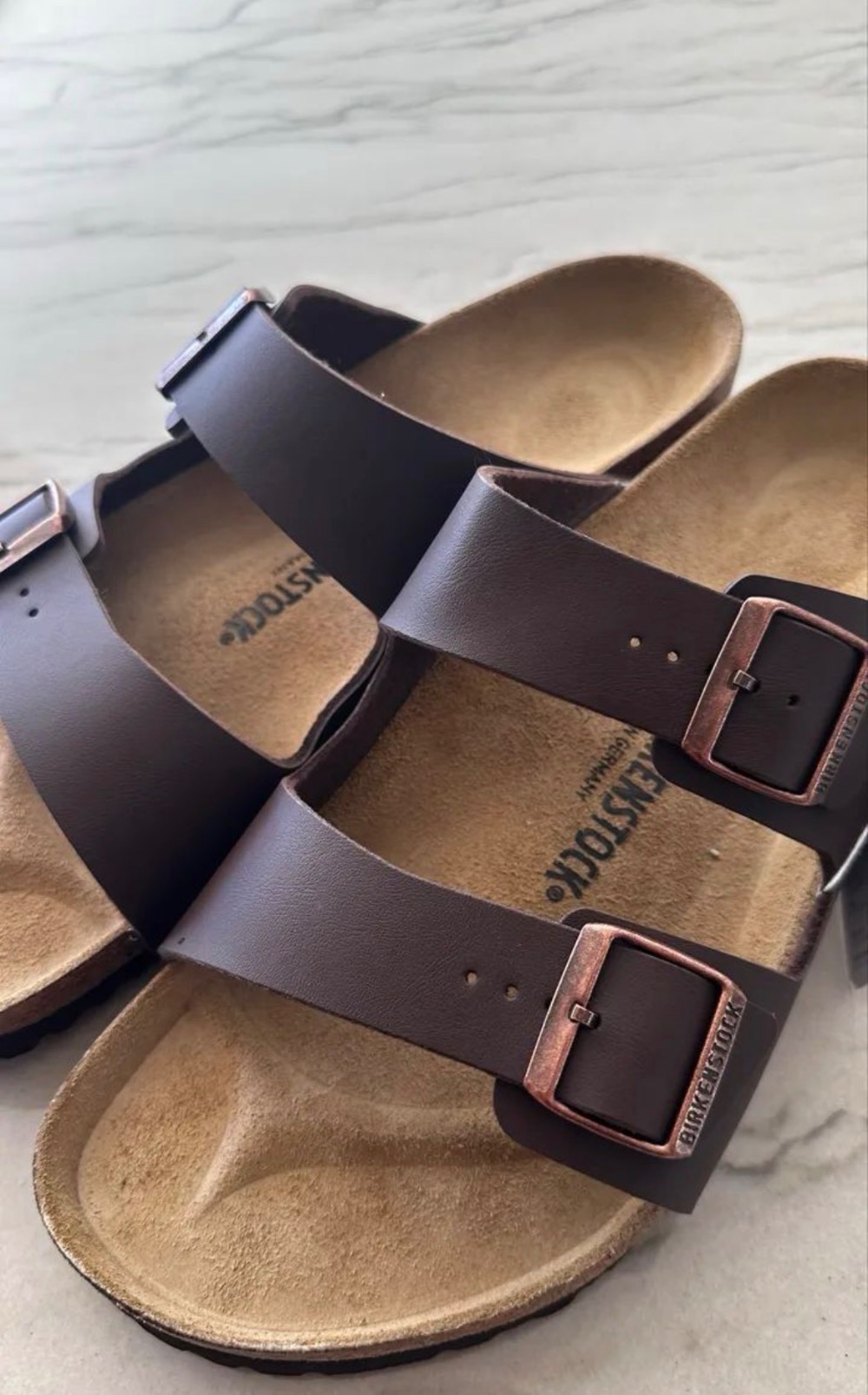 Sandália Birkenstock Arizona Marrom