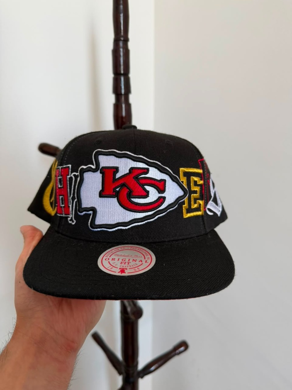 Boné Mitchell & Ness Hype Type Snapback NFL Kansas City Chiefs Preta