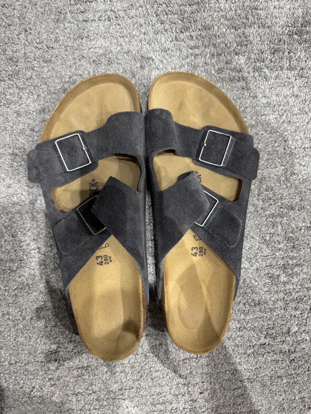 Sandália Birkenstock Arizona Suede Grey