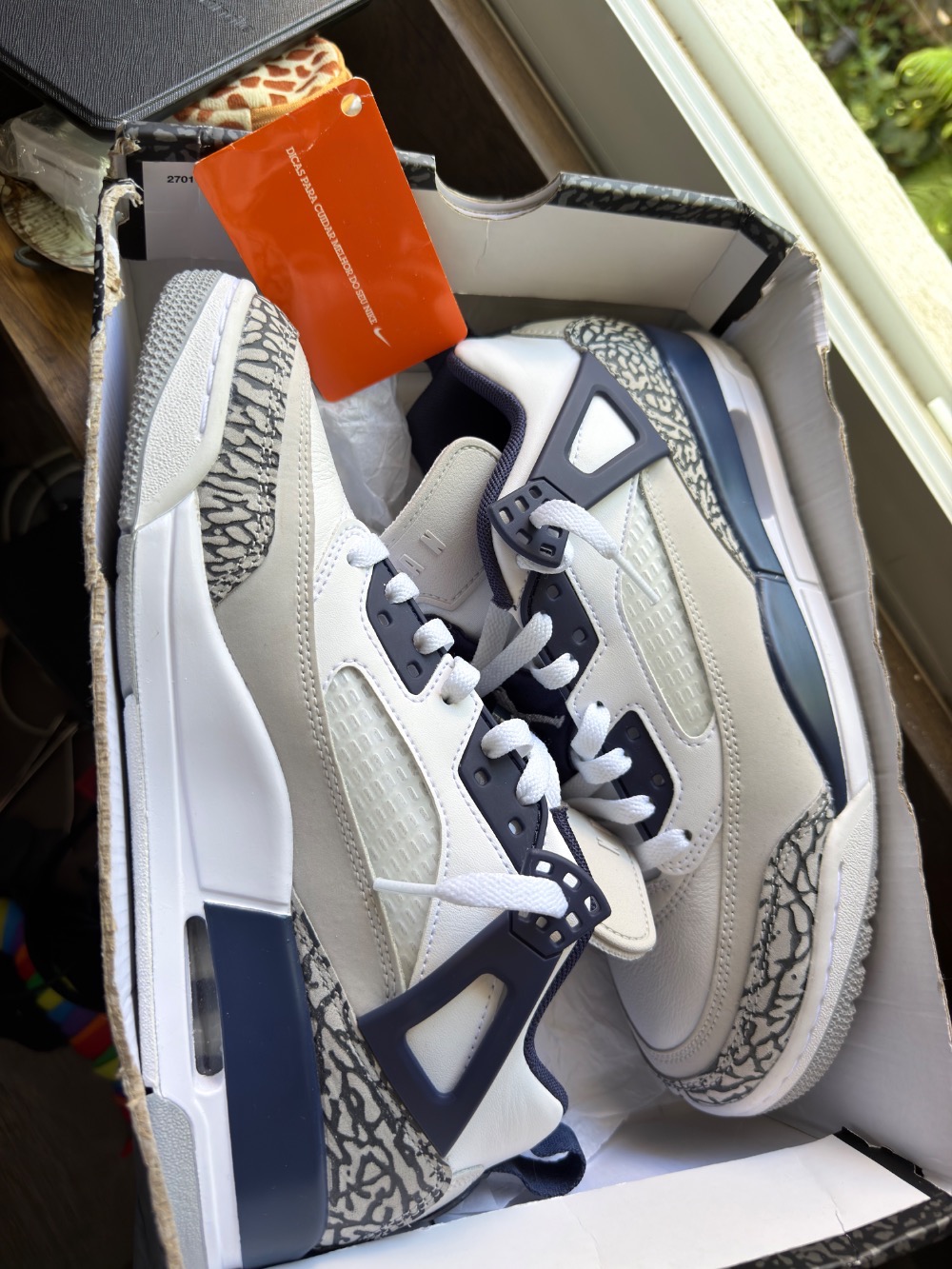 Air Jordan Spizike Low White Neutral Grey Midnight Navy