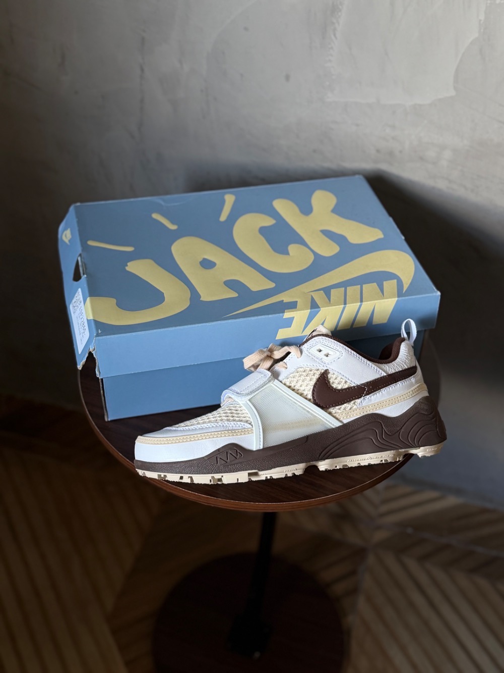 Travis Scott x Nike Zoom Field Jaxx Chocolate