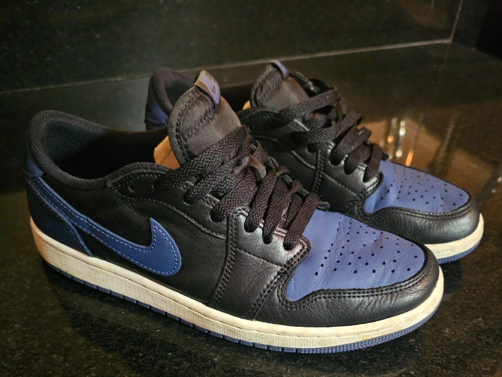 Air Jordan 1 Low OG Mystic Navy — 40, Usado