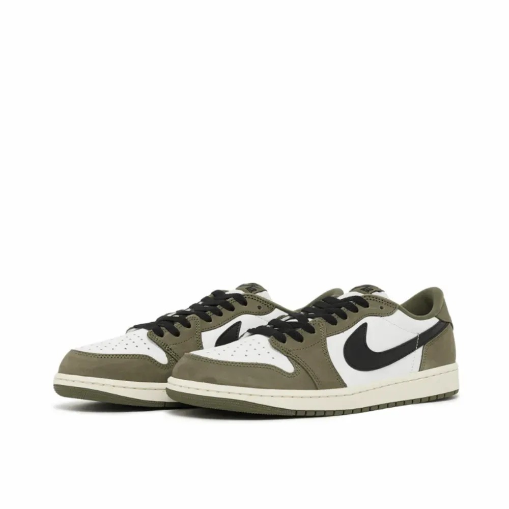 Air Jordan 1 Low OG Medium Olive — 40.5, Novo