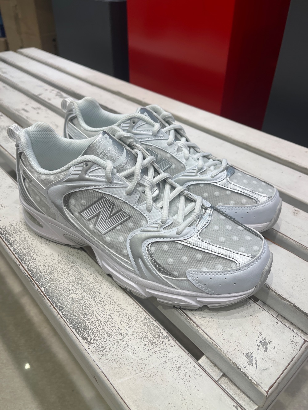 New Balance 530 White Silver Metalic