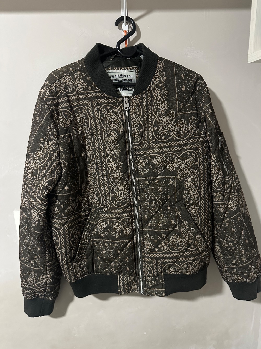 Jaqueta Levi's Bomber Bandana Verde