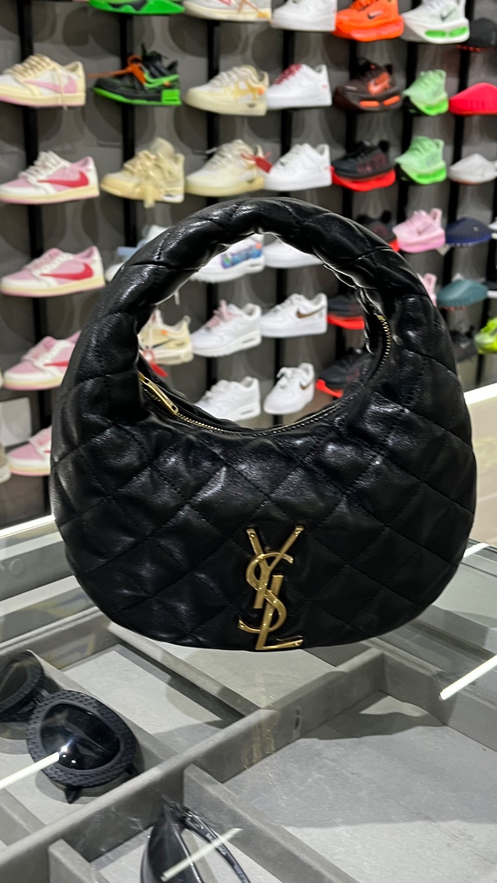 Bolsa Yves saint Laurent