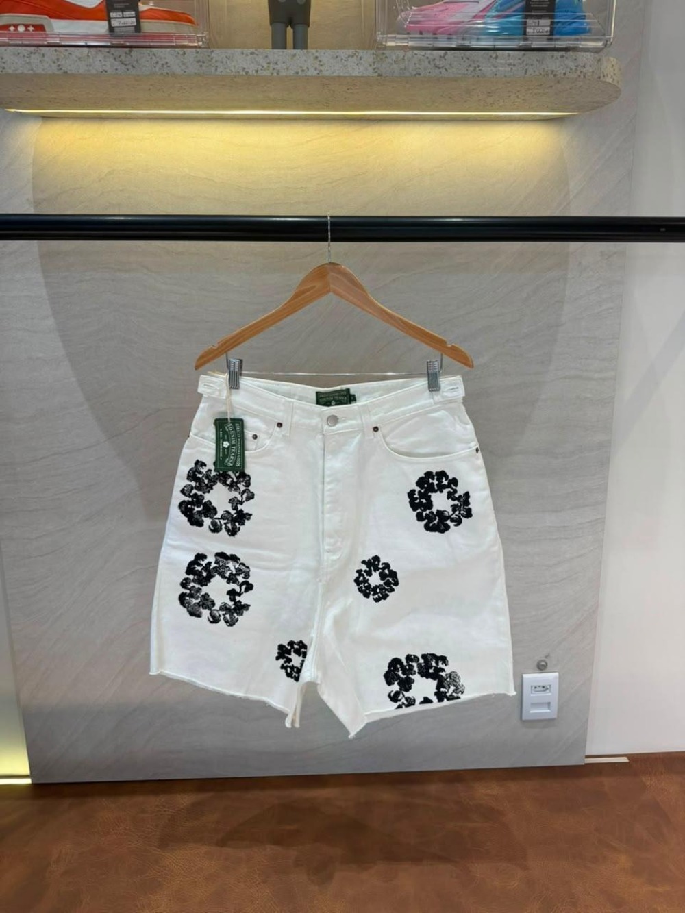 Bermuda Jeans Denim Tears X Levis Branca
