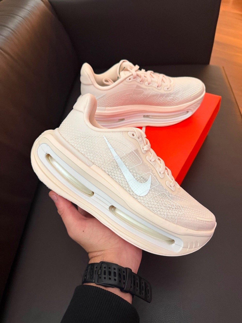 Nike Vomero Premium Chalk — 37, Novo
