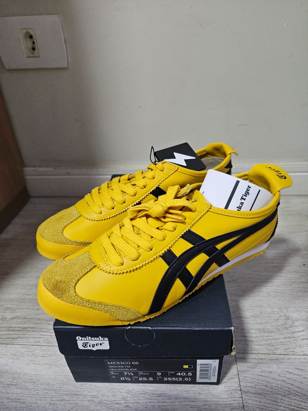 Onitsuka Tiger Mexico 66 Kill Bill