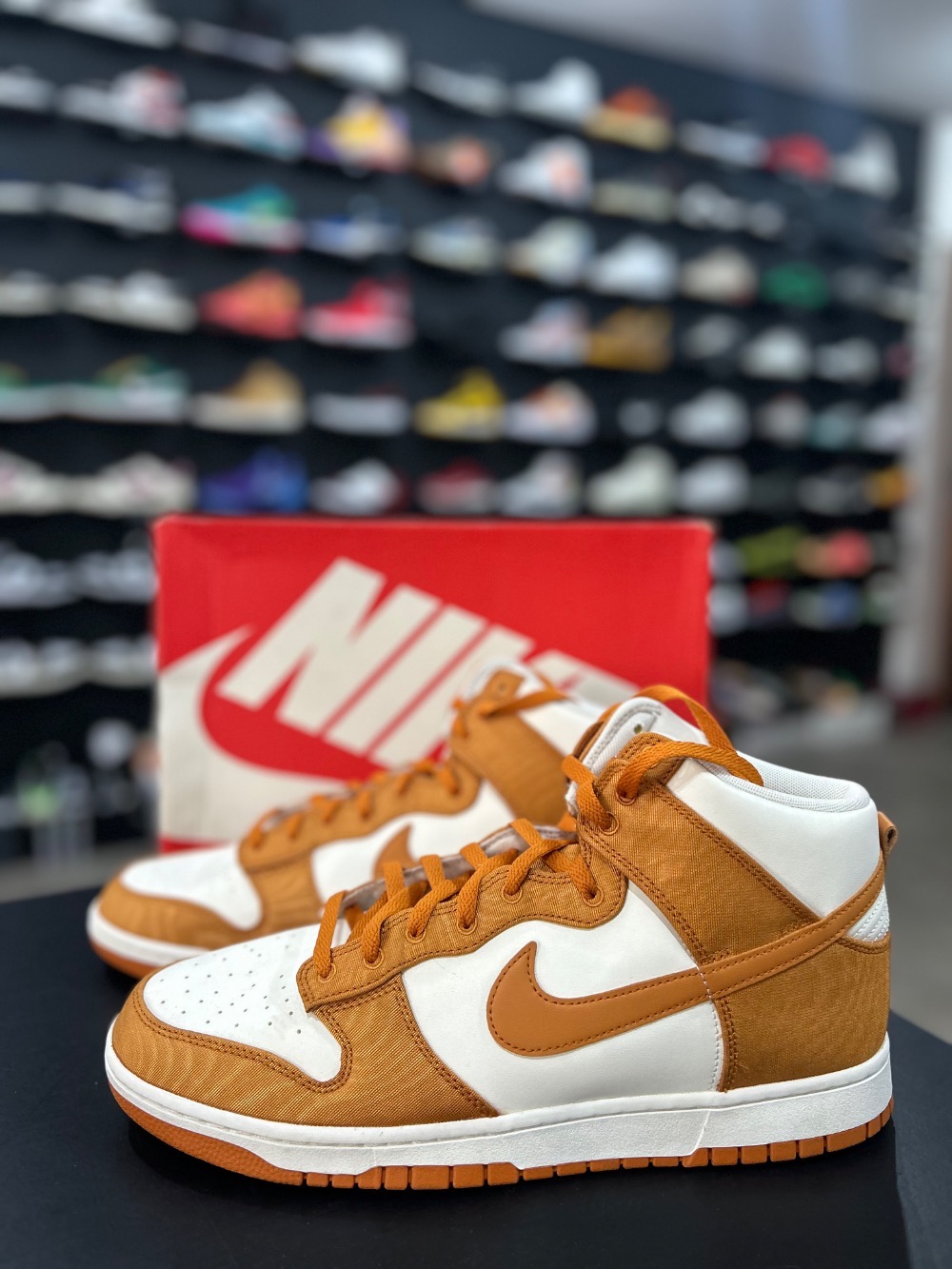 Nike Dunk High SE Monarch