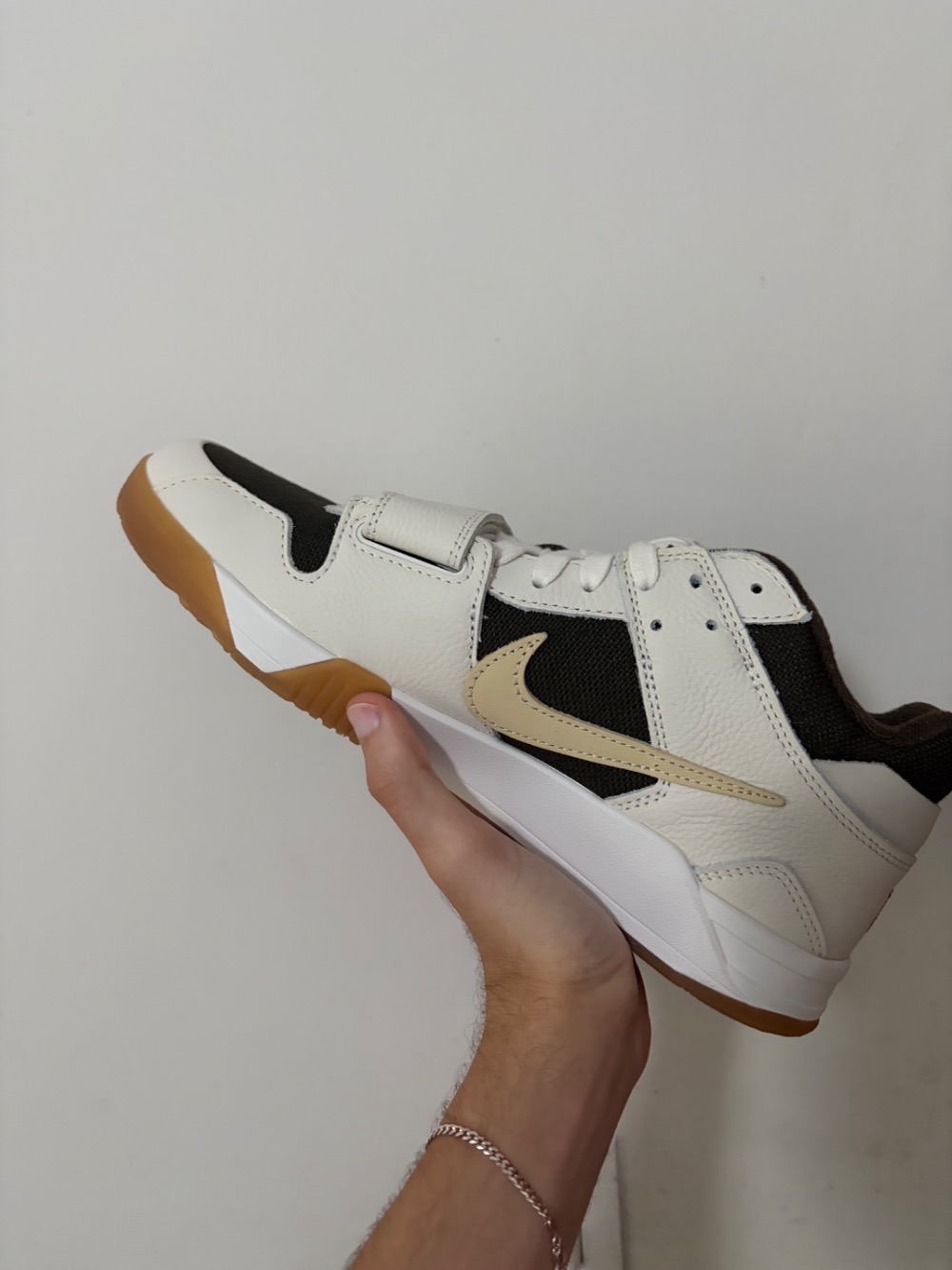 Travis Scott x Air Jordan Jumpman Jack TR Sail 