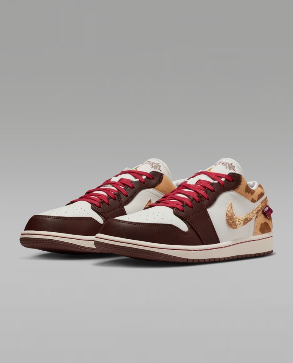 Air Jordan 1 Low SE Year of the Horse — 39, Novo