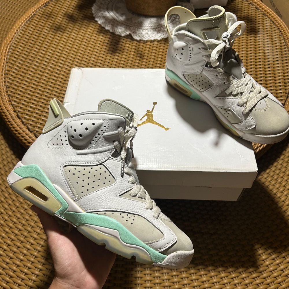 Air Jordan 6 Mint Foam