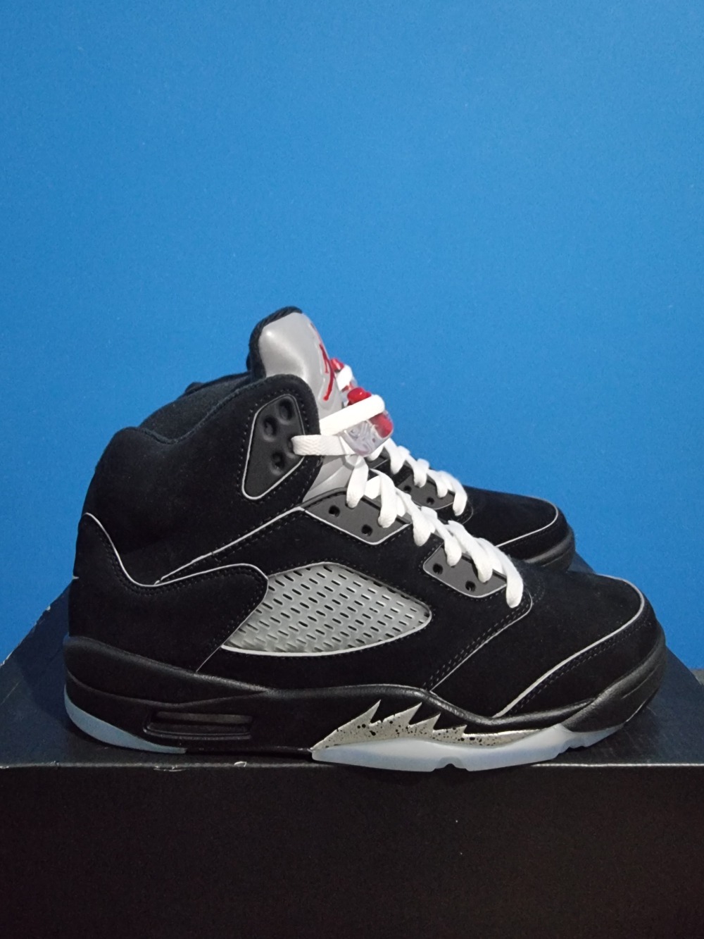 Air Jordan 5 OG Black Metallic Reimagined