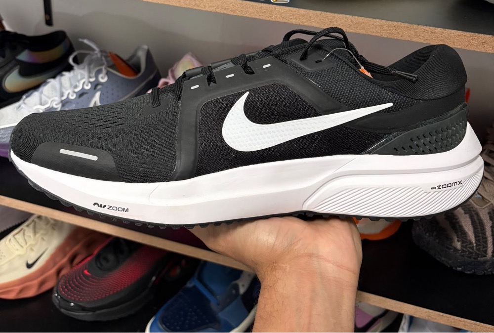 Nike Air Zoom Vomero 16 Black — 47, Novo