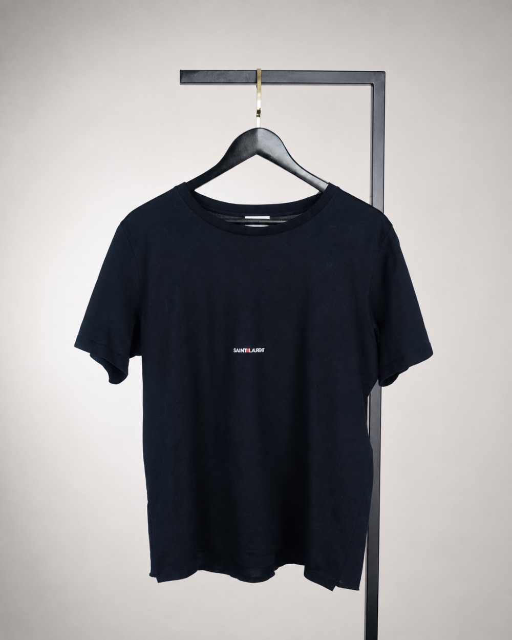 Camiseta Yves Saint Laurent Rive Gauche Logo Preta