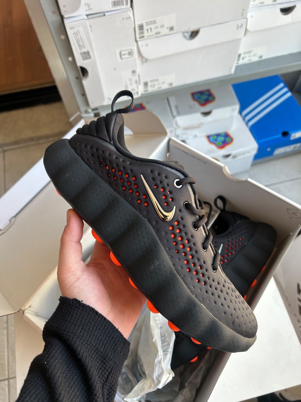 Nike Mind 002 Black — 39.5, Novo