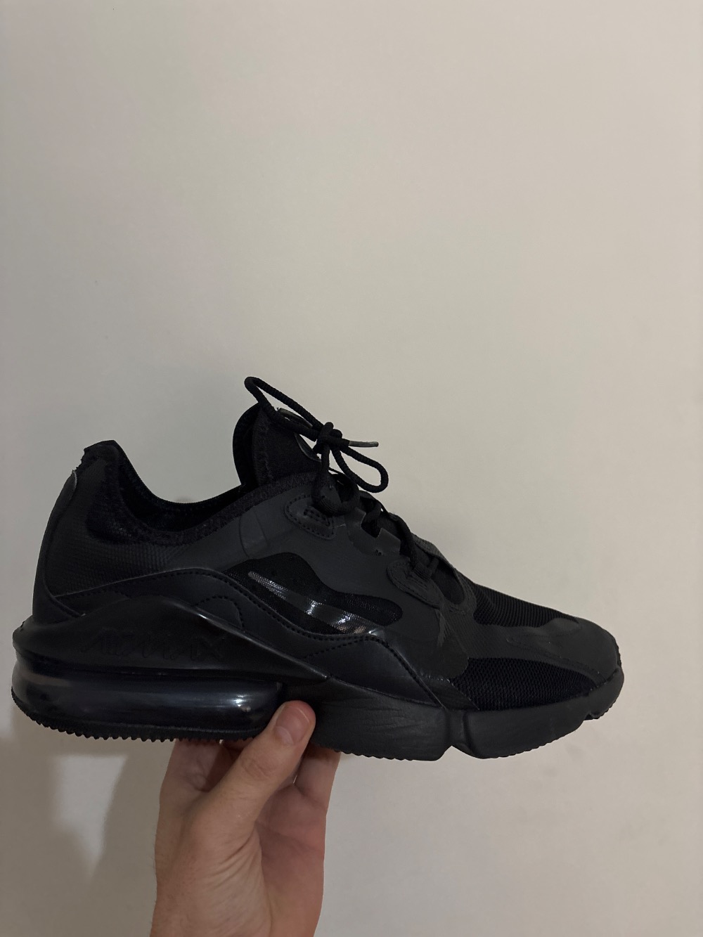 Nike Air Max Infinity 2 Triple Black