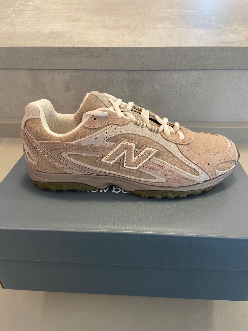 New Balance 204L Mushroom Arid Stone