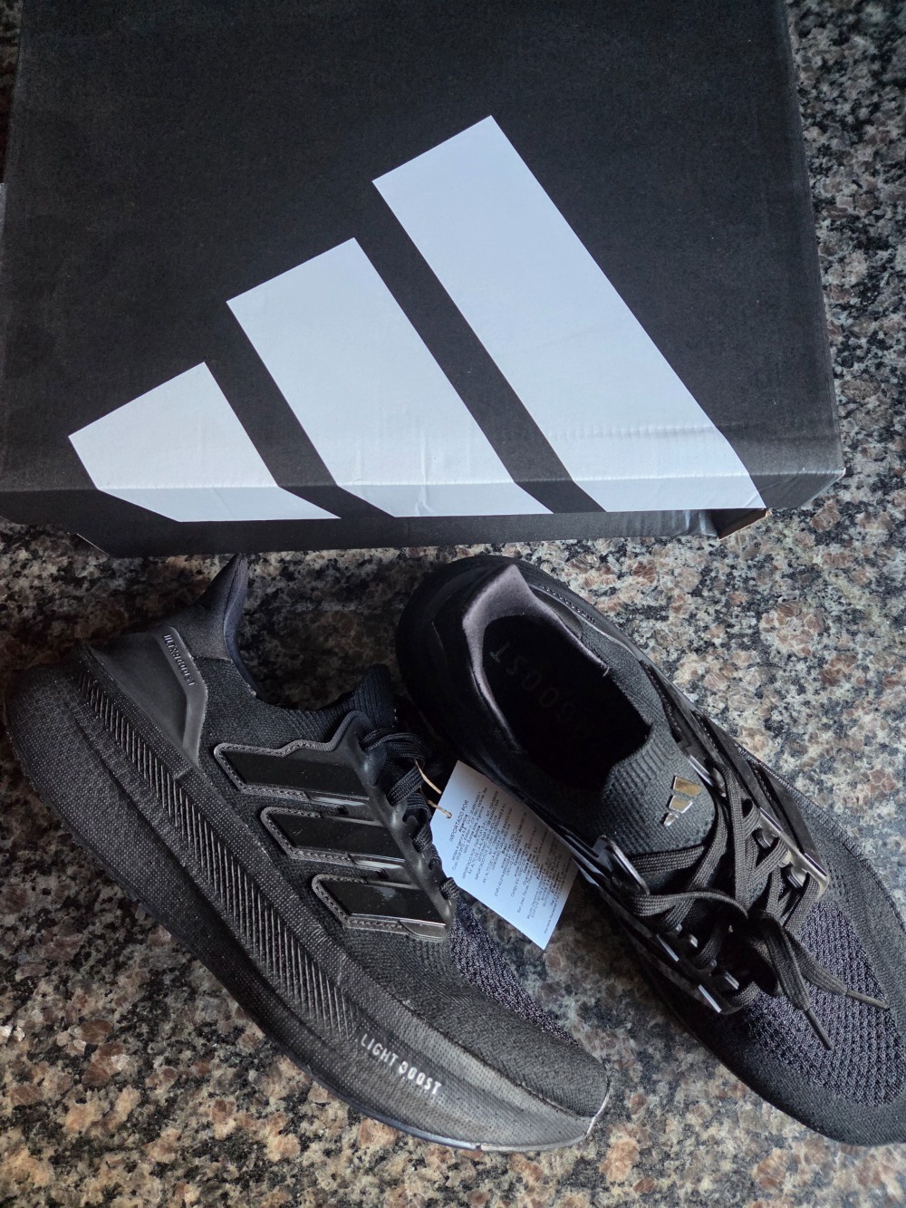adidas Ultraboost 5 Triple Black — 40, Novo