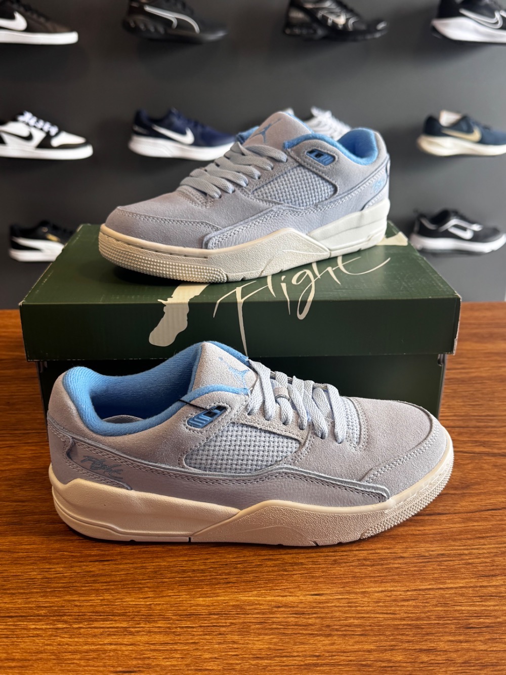 Jordan Flight Court Hydrogen Blue Sail