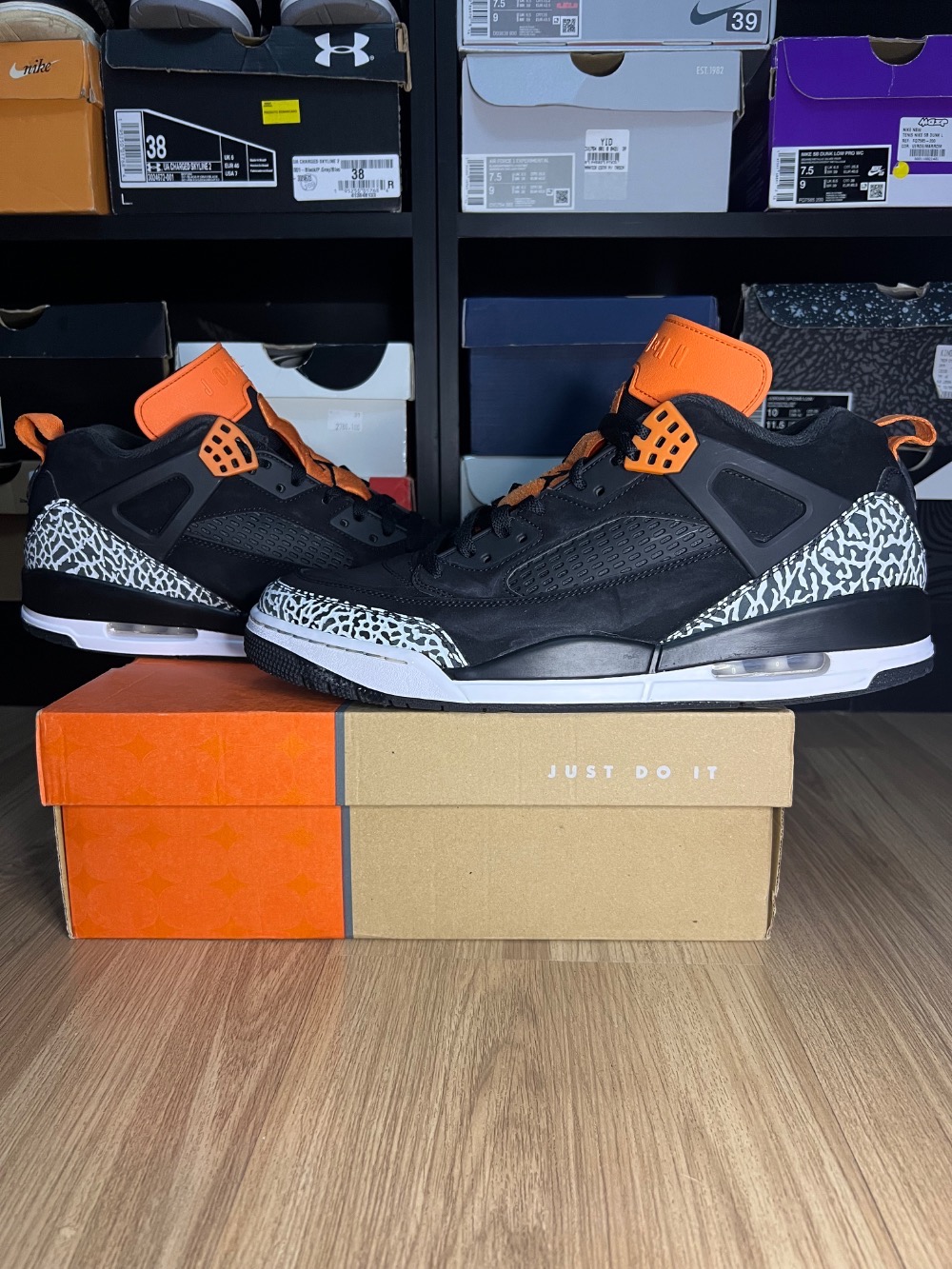 Air Jordan Spizike Low Safari