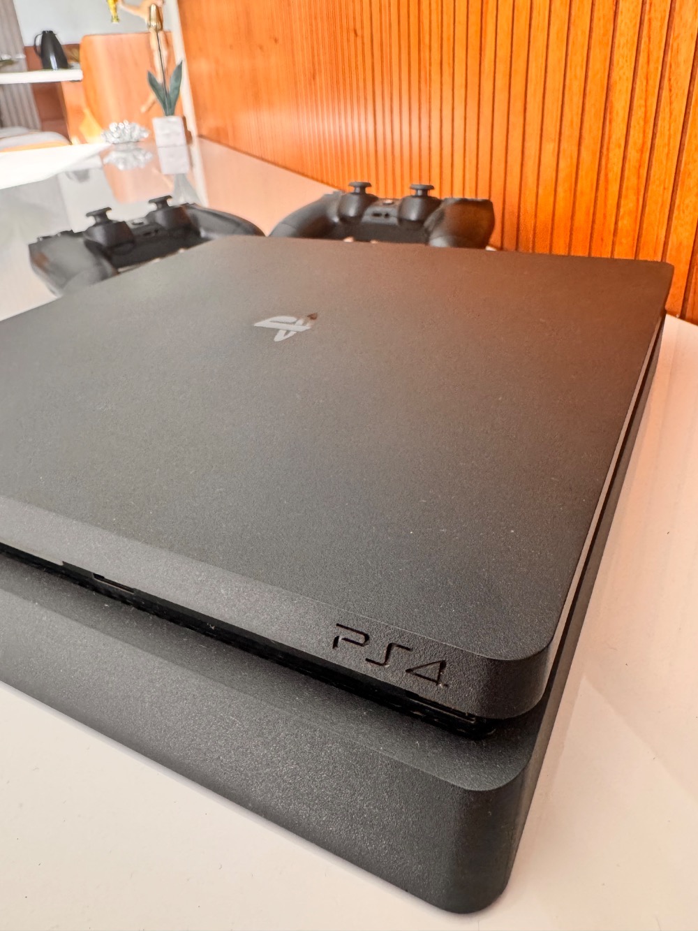 Sony Playstation 4 Slim